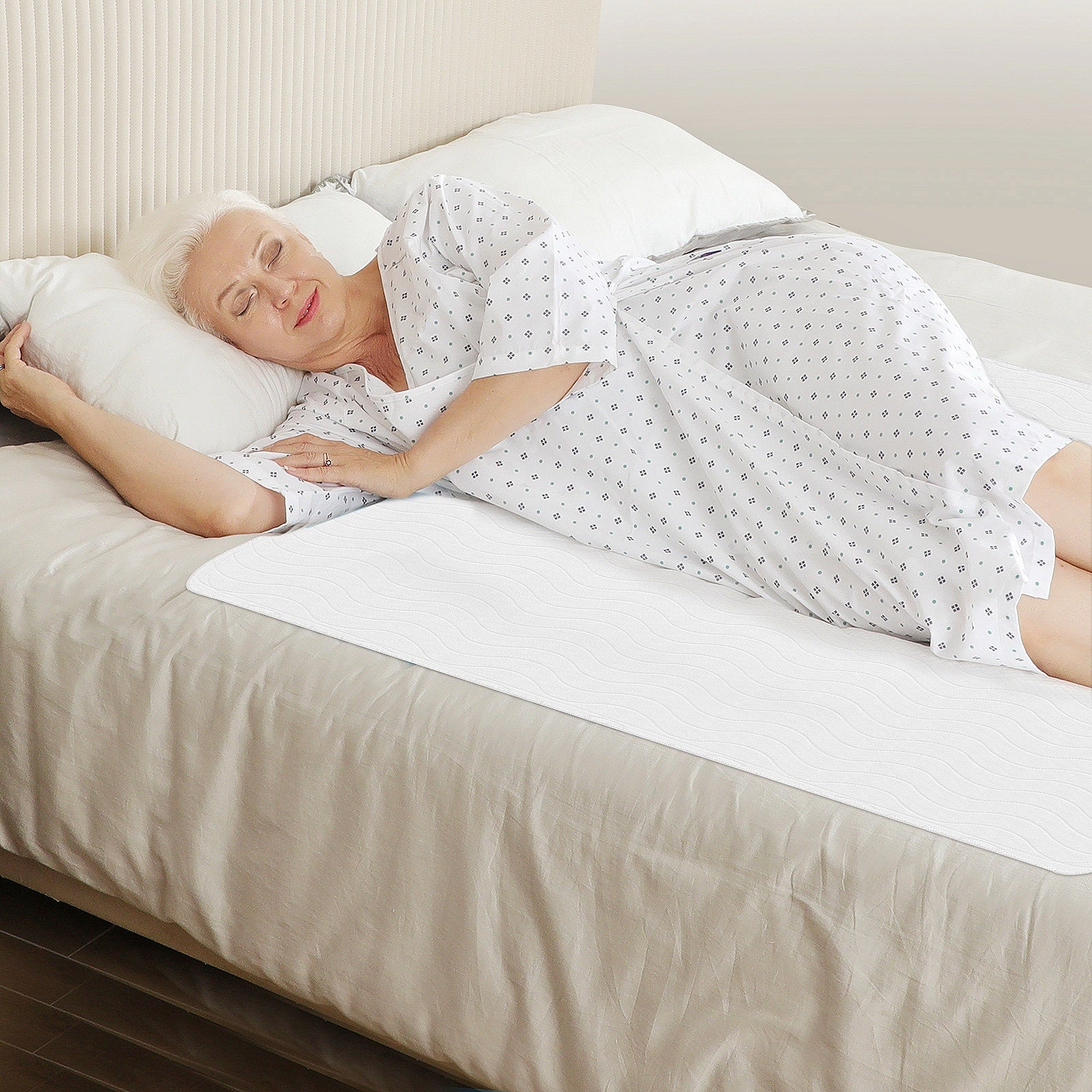 KEKOY Standard Reusable Waterproof Bed Pads